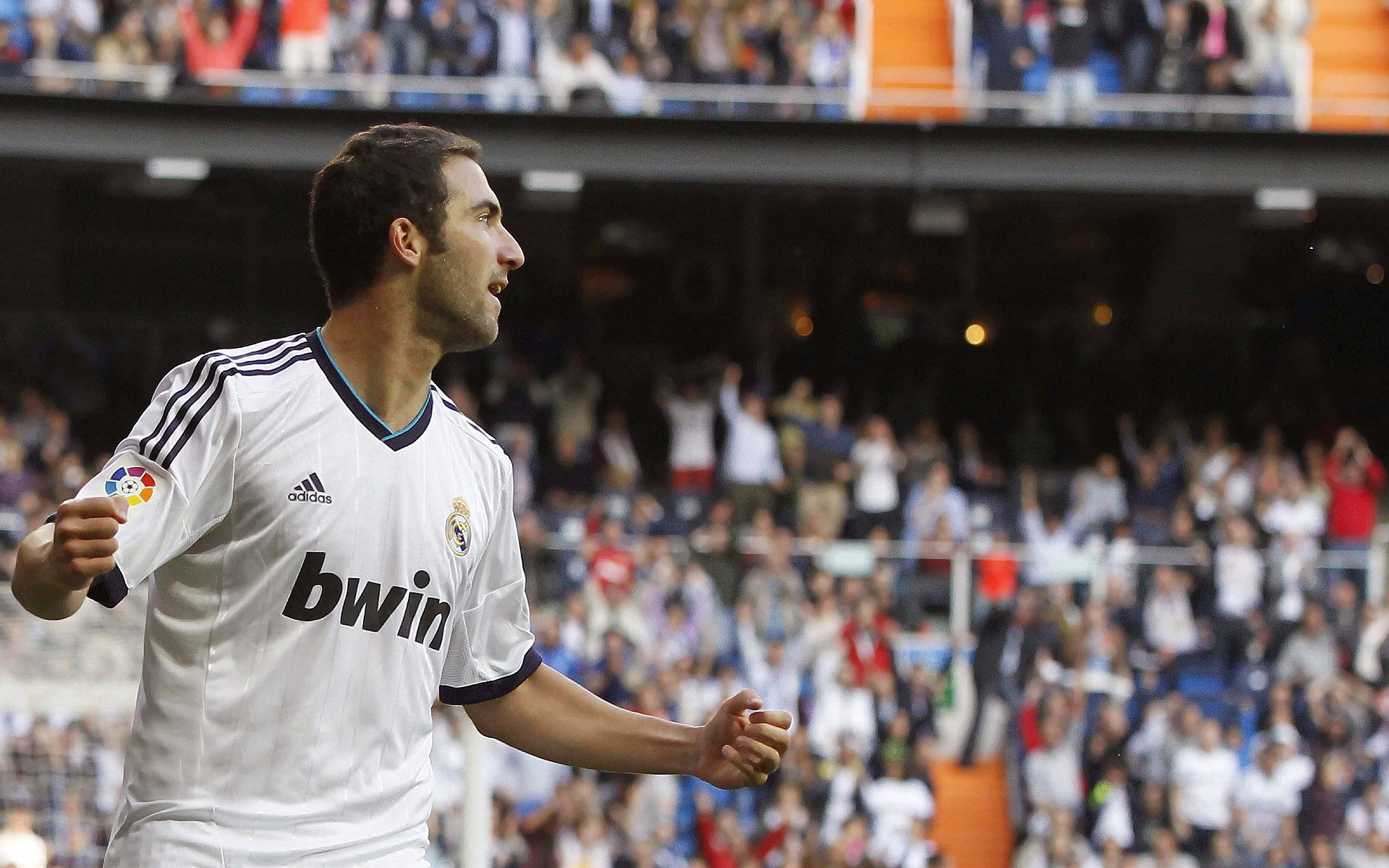 当巴格达之风席卷阿尔卑斯,特奥如何以伊拉克式节奏,打穿瑞士精密防线